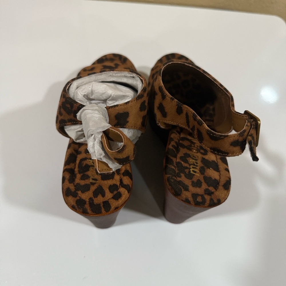 Leopard Print Open-Toe Sandals - image 2